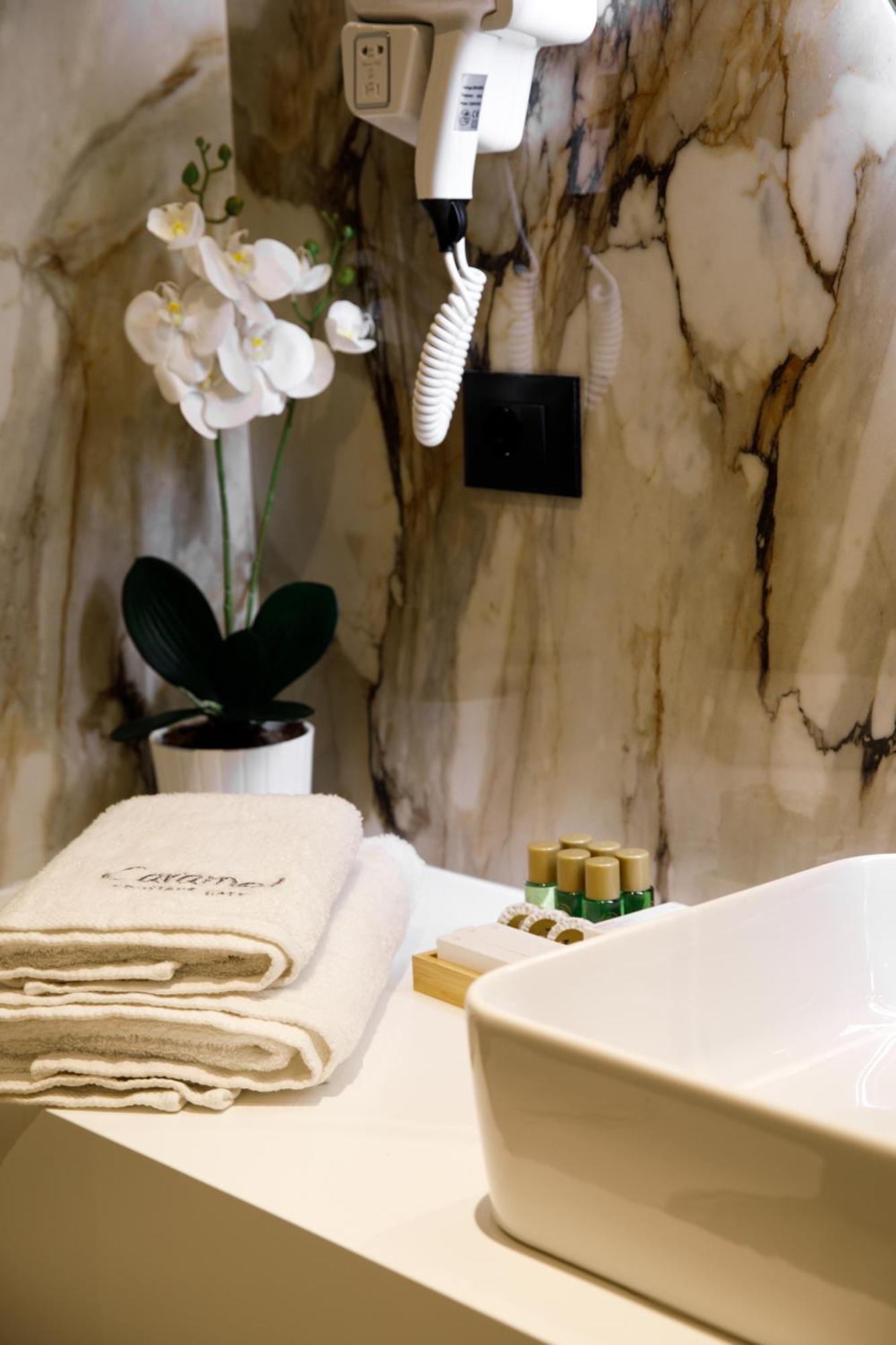 Caramel Boutique Hotel Gjirokastër Eksteriør billede